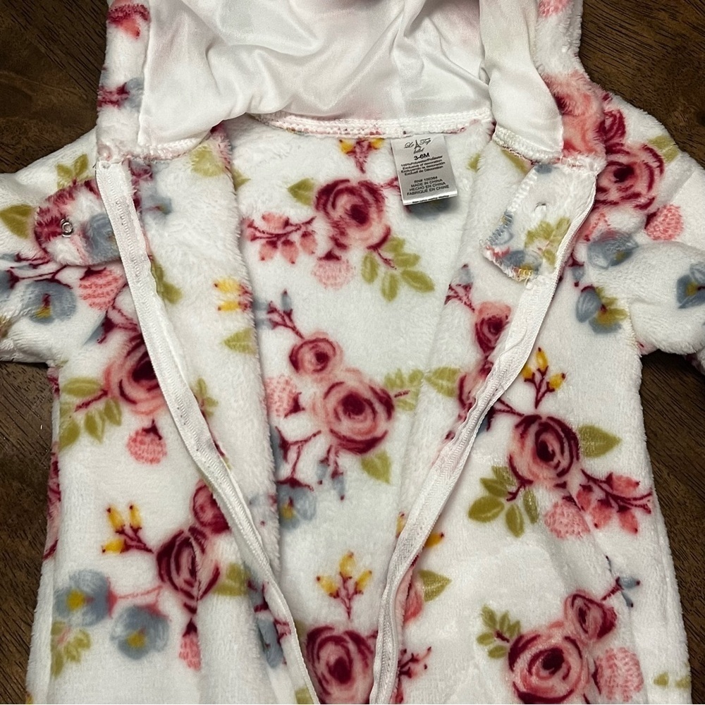 NWT Baby Girl Winter Hooded Footie Pajamas Snow Cozy Sherpa 3-6 Months Zip Up - Picture 6 of 8